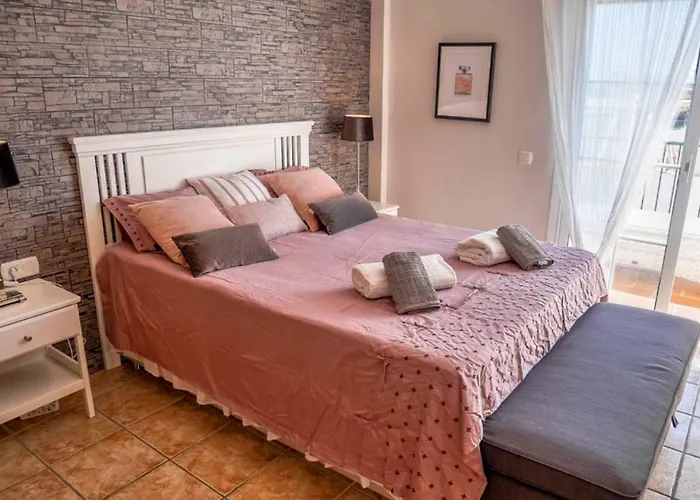 Beautiful Private Roof Terrace *